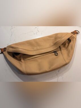Parker Thatch cross your heart sling